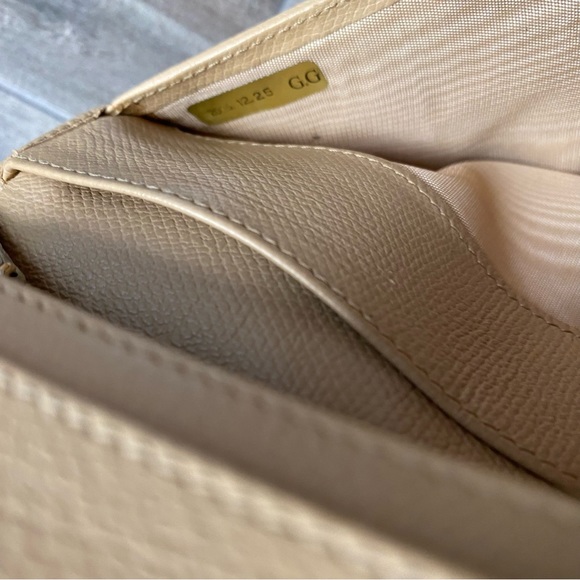 Chanel Bi-Fold Tan Leather Wallet - Picture 5 of 15